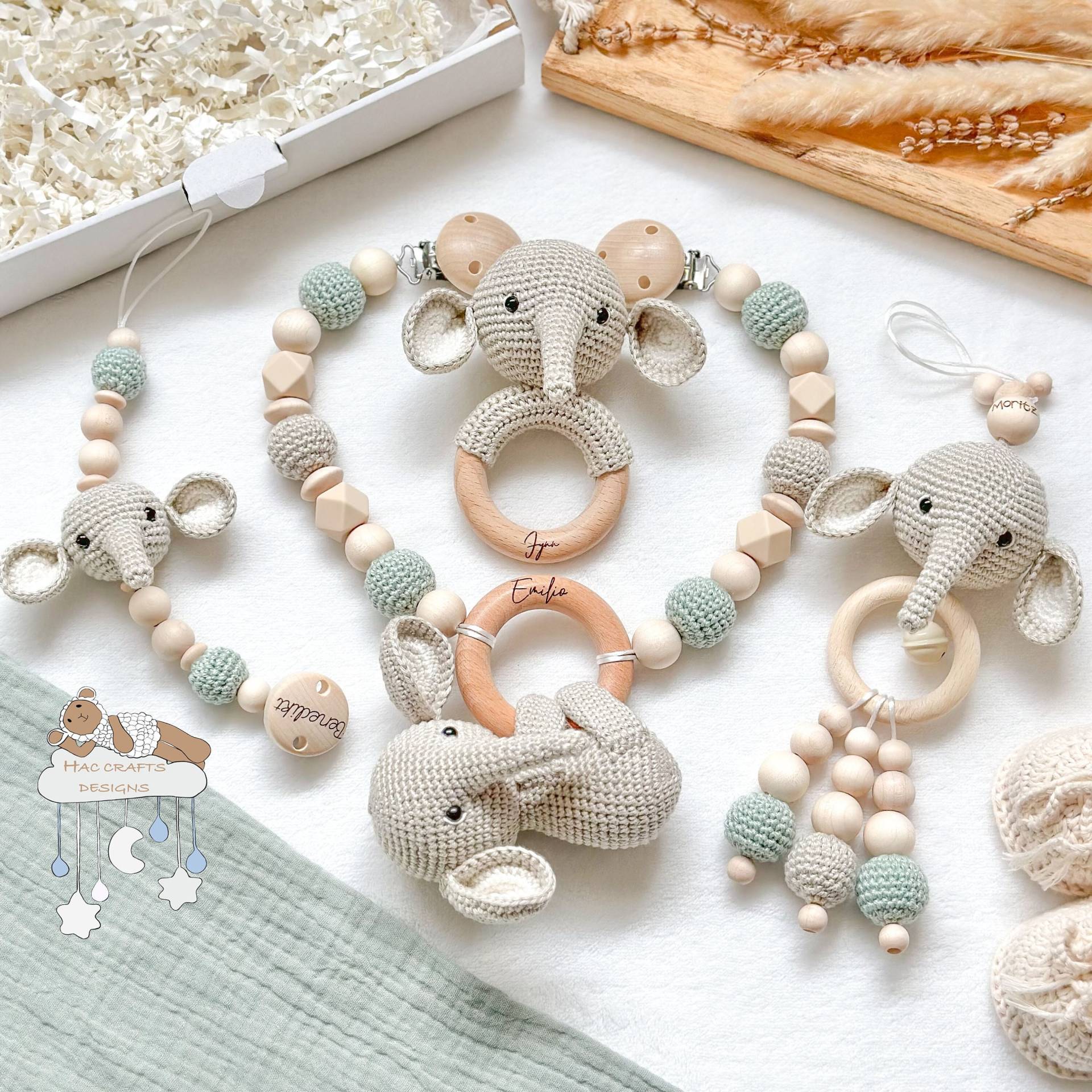 Personalisiert Elefant Sparset Kinderwagenkette Anhänger Greifring Schnullerkette Babyshower Taufe Geburtsgeschenk Mit Gravur Naturtöne Personalisiert Elefant Sparset Kinderwagenkette Anhänger Greifring Schnullerkette Babyshower Taufe Geburtsgeschenk Mit Gravur Naturtöne von HACCraftsLittle