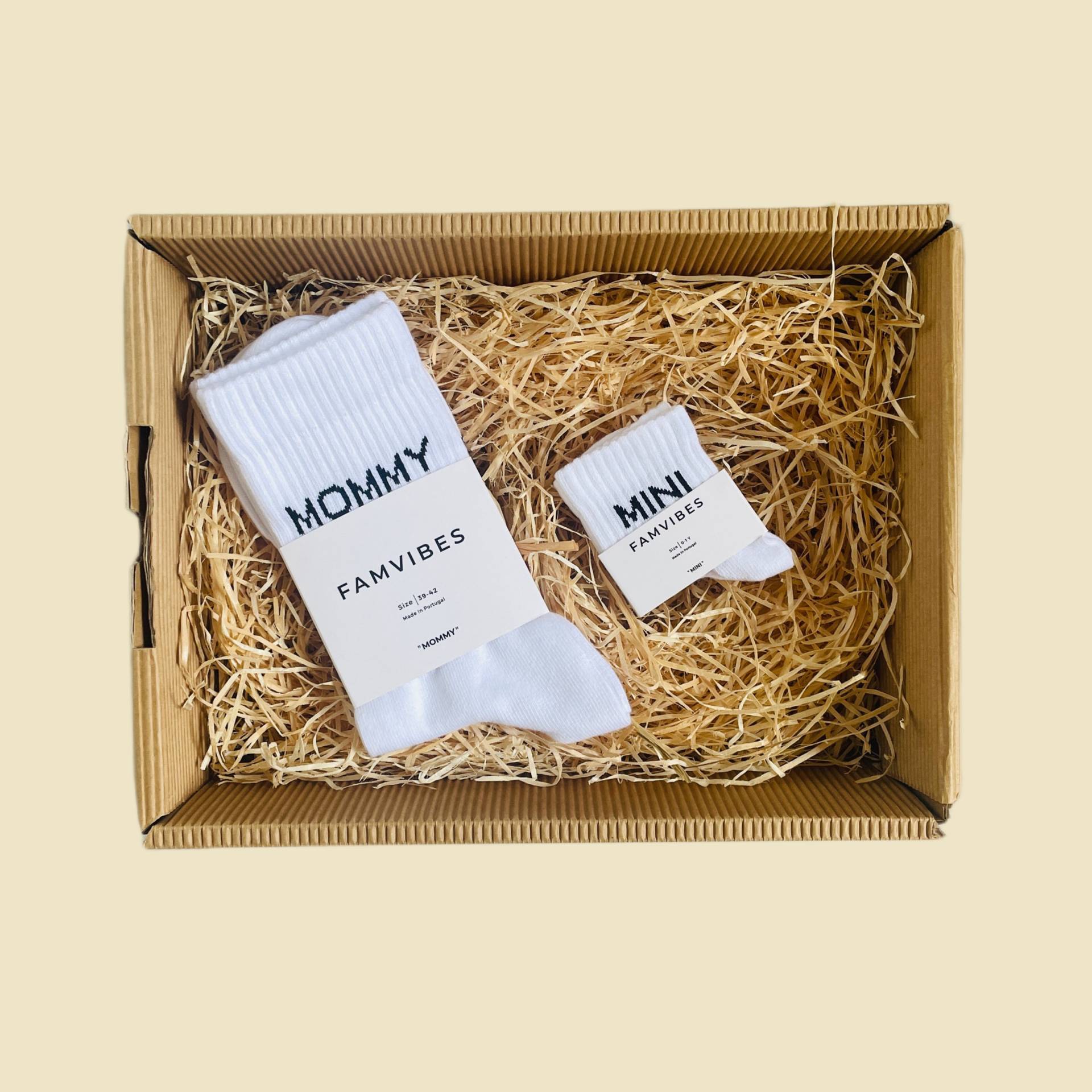 Geschenkbox Mini Steps, Big Love Mommy | Mommy & Geschenk Geburt Schwangerschaft Baby Babyparty Geschenkbox Mini Steps, Big Love Mommy | Mommy & Geschenk Geburt Schwangerschaft Baby Babyparty von BOXJOYDE