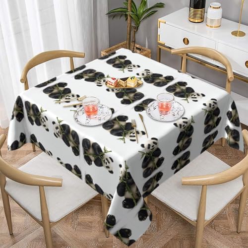 HHGFASD Quadratische Tischdecke mit Panda-Anhänger, 152,4 x 152,4 cm, wasserdicht, knitterfrei, wiederverwendbar, für Cafés, Buffet, Picknicks, Hochzeiten, Partys von HHGFASD