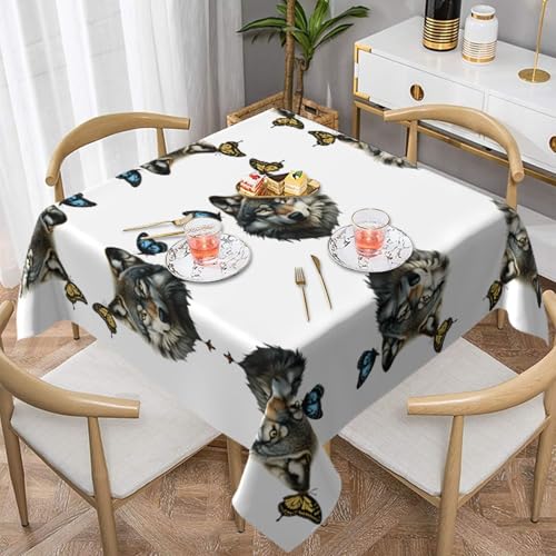 HHGFASD Quadratische Tischdecke mit brutalem Wolfsmuster, 152,4 x 152,4 cm, wasserdicht, knitterfrei, wiederverwendbar, für Cafés, Buffet, Picknicks, Hochzeiten, Partys HHGFASD Quadratische Tischdecke mit brutalem Wolfsmuster, 152,4 x 152,4 cm, wasserdicht, knitterfrei, wiederverwendbar, für Cafés, Buffet, Picknicks, Hochzeiten, Partys von HHGFASD