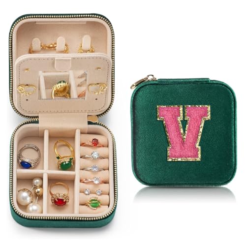 Personalisierte Samt-Reise-Schmuckschatulle für Damen, Ring-Halskette, Ohrringhalter, Organizer mit Spiegel, Grün, Mädchen-Box, Geburtstagsgeschenk, Mutter, Initiale V Personalisierte Samt-Reise-Schmuckschatulle für Damen, Ring-Halskette, Ohrringhalter, Organizer mit Spiegel, Grün, Mädchen-Box, Geburtstagsgeschenk, Mutter, Initiale V von HKDSGF