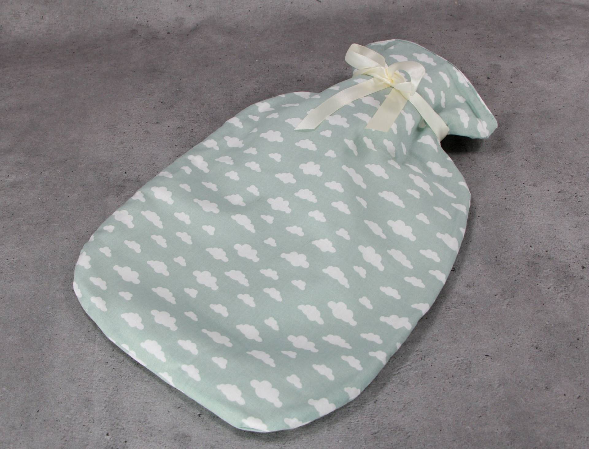 Wärmflaschenbezug, Mintgrün Mit Weißen Wolken Wärmflaschenbezug, Mintgrün Mit Weißen Wolken von HKModeHandmade