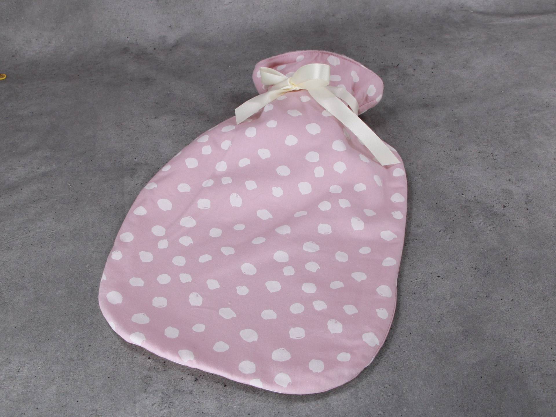 Wärmflaschenbezug, Rosa Mit Großen Weißen Punkten Wärmflaschenbezug, Rosa Mit Großen Weißen Punkten von HKModeHandmade