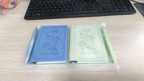 HOCUCHELAND 2 Stück Notizbuch A6, 192 Seiten Geprägtes Design Mini Notizbuch mit 2 Kugelschreiber, 14,5 x 8,5 cm Notizblock Klein mit Stifthalter, Pocket Notebook für Schule, Arbeit und Reisen HOCUCHELAND 2 Stück Notizbuch A6, 192 Seiten Geprägtes Design Mini Notizbuch mit 2 Kugelschreiber, 14,5 x 8,5 cm Notizblock Klein mit Stifthalter, Pocket Notebook für Schule, Arbeit und Reisen von HOCUCHELAND