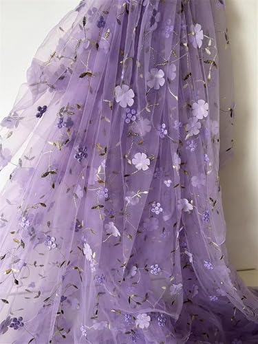 35"x51" Tüllstoff Meterware Blumenstickerei Netzspitze Stoff Weicher Tüll Spitzenstoff für DIY Kleidung Kleid Design Damen Kleid Hochzeitskleid Vorhang Dekor (Hellviolett, 5 Yard (450 x 130 cm)) von HONGLIHAI