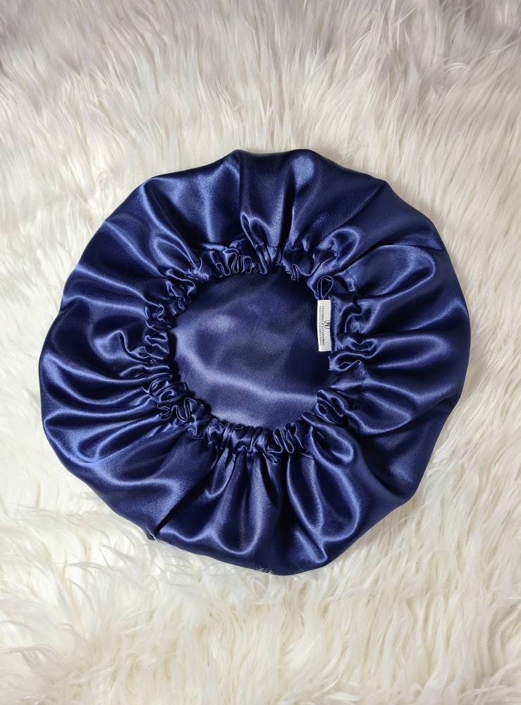 Navy Reversible Satin Haarhaube | Elastisch, Schlaf Hut Mütze, Kopftuch. Nachtschlaf, Frisur Schützend Navy Reversible Satin Haarhaube | Elastisch, Schlaf Hut Mütze, Kopftuch. Nachtschlaf, Frisur Schützend von HTCollections