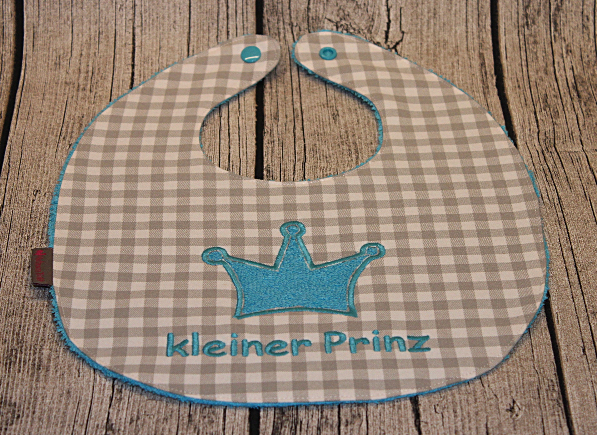 Lätzchen "Krone" - Auch Mit Namen, Spucktuch, Baby, Latz, Schlabberlatz, Stickerei Lätzchen "Krone" - Auch Mit Namen, Spucktuch, Baby, Latz, Schlabberlatz, Stickerei von HahnenTrittShop
