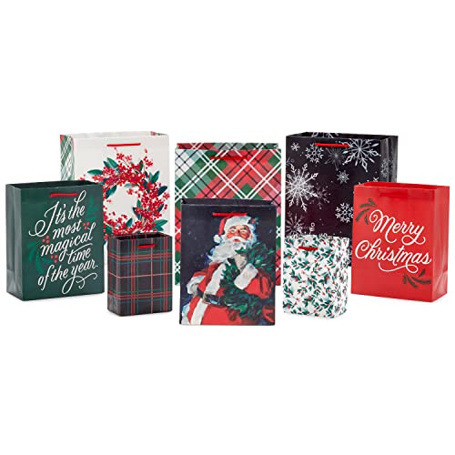 Hallmark Weihnachtsgeschenktüten-Set (8 Taschen: 2 kleine 12,7 cm, 3 mittelgroße 20,3 cm, 3 große 27,9 cm), klassischer Weihnachtsmann, schwarz und rot kariert, Schneeflocken, Stechpalme von Hallmark