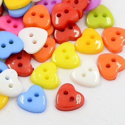 50 hochwertige Kunststoffknöpfe 14x14mm (1,4x1,4cm) bunt herzförmig im zufälligen farblichen Mix Zweilochknöpfe a 1mm je Loch - 2-Loch-Knöpfe Herz zum basteln nähen annähen Bastelknöpfe von Handarbeit - Lieblingsladen