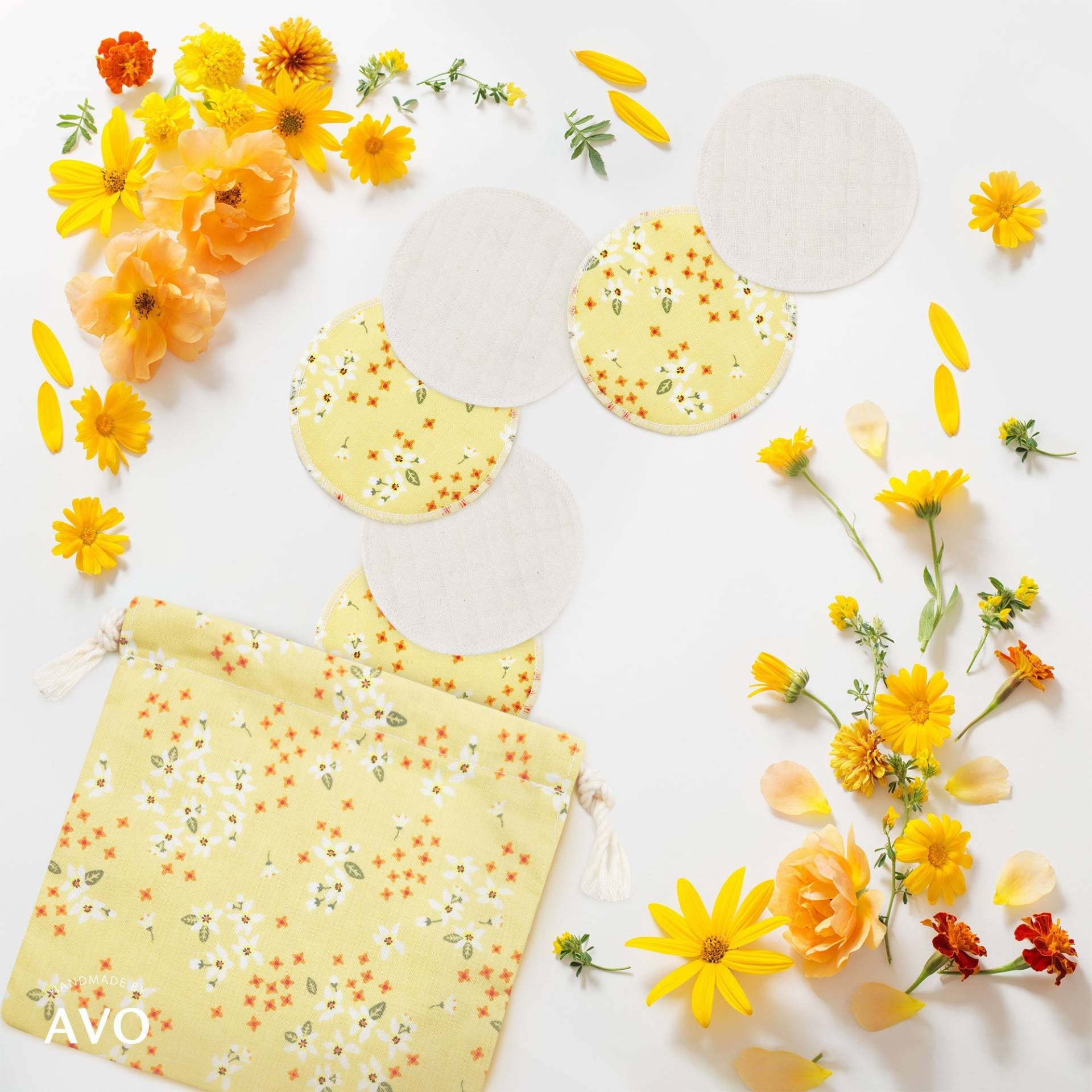 Gelbe Blumen Wiederverwendbare Bio-Baumwollpads, Bio-Gesichtsrunden, Gesichtspads, Baumwollbeutel Gelbe Blumen Wiederverwendbare Bio-Baumwollpads, Bio-Gesichtsrunden, Gesichtspads, Baumwollbeutel von HandmadeByAVO
