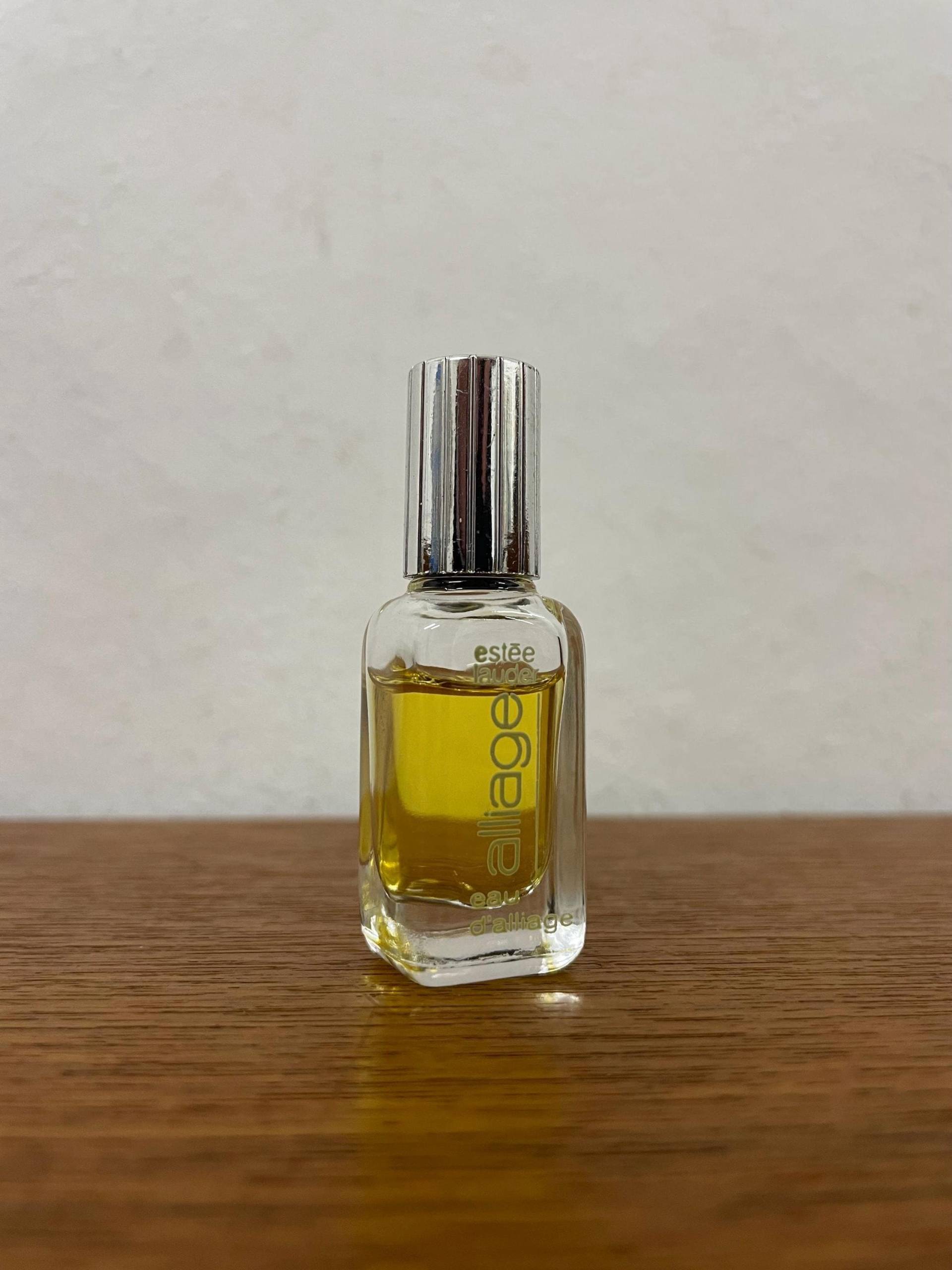 Mini Vintage Estee Lauder Alliage Parfum Miniatur Flakon Duft Mini Vintage Estee Lauder Alliage Parfum Miniatur Flakon Duft von HannoverVintagestore
