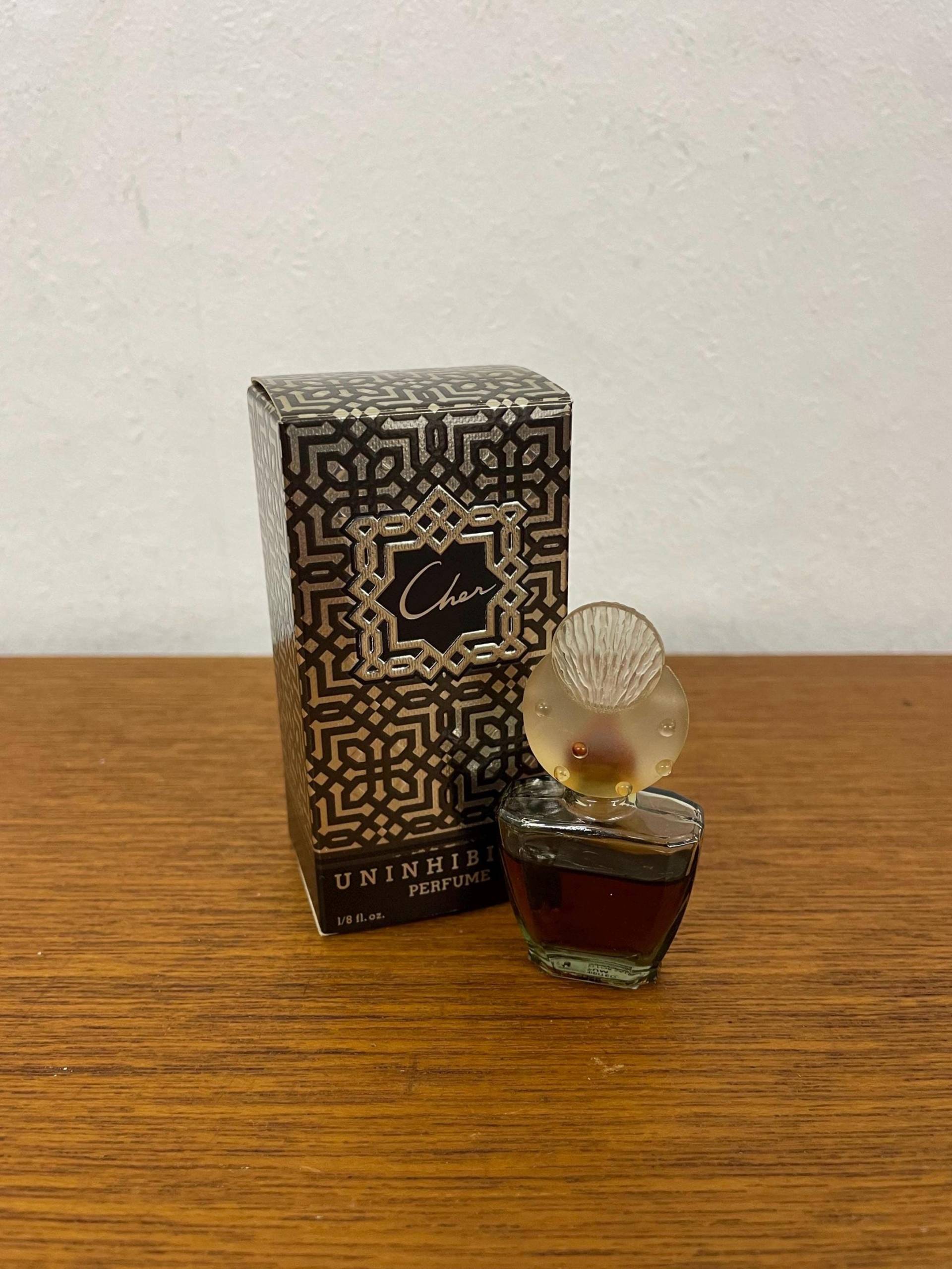 Vintage Cher Uninhibited Parfum Eau De Perfume 3, 7Ml Flakon Mit Ovp 1989 Duft Vintage Cher Uninhibited Parfum Eau De Perfume 3, 7Ml Flakon Mit Ovp 1989 Duft von HannoverVintagestore