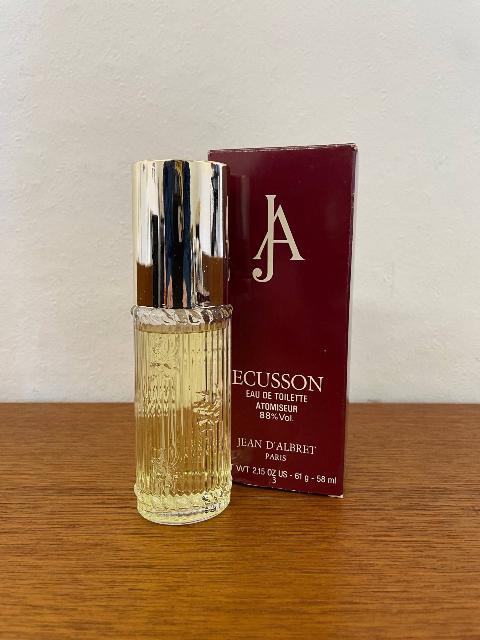 Vintage Jean D'albret Ecusson Parfum Eau De Toilette Flakon Mit Ovp Vintage Jean D'albret Ecusson Parfum Eau De Toilette Flakon Mit Ovp von HannoverVintagestore