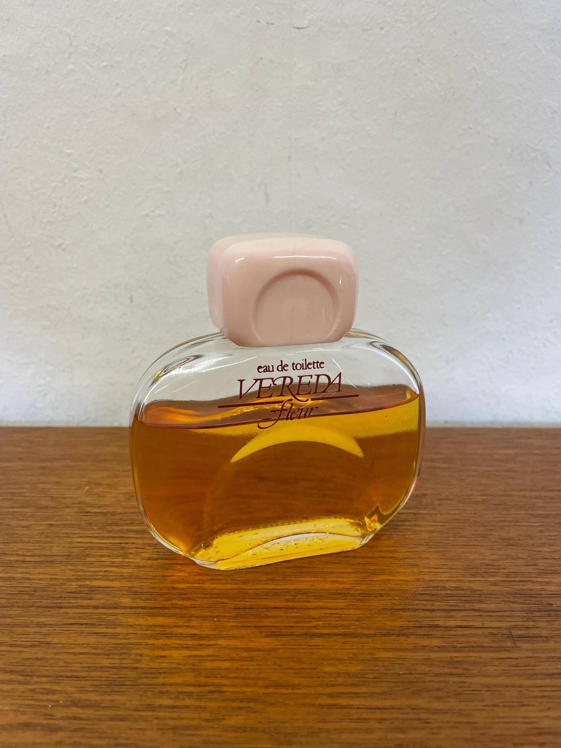 Vintage Vereda Fleur Parfum Eau De Toilette 100Ml Flakon Duft Vintage Vereda Fleur Parfum Eau De Toilette 100Ml Flakon Duft von HannoverVintagestore