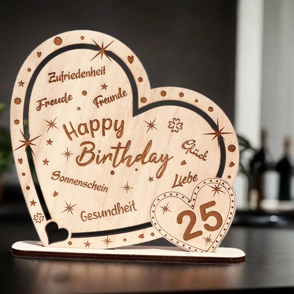 Kunstvoll graviertes Holz-Herz "Happy Birthday" mit Zahl 25, Geschenk & Deko zum Geburtstag von Happygoods GmbH