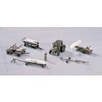 Aircraft Weapon Loading Set von Hasegawa