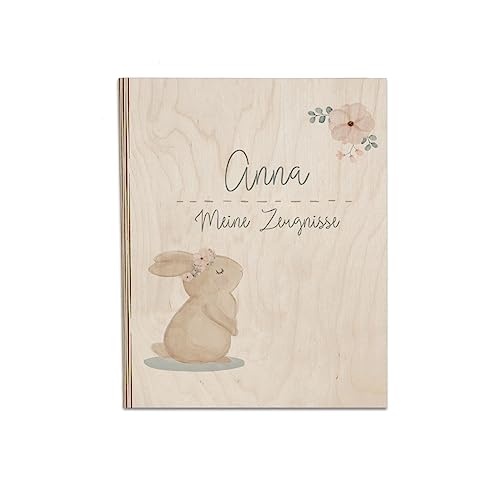 Personalisierte Zeugnismappe aus Birkenholz - Individuelles Geschenk zur Einschulung mit Namen - DIN A4 - Zeugnisringbuch Mädchen & Jungen - hellomini (Hase) von hellomini