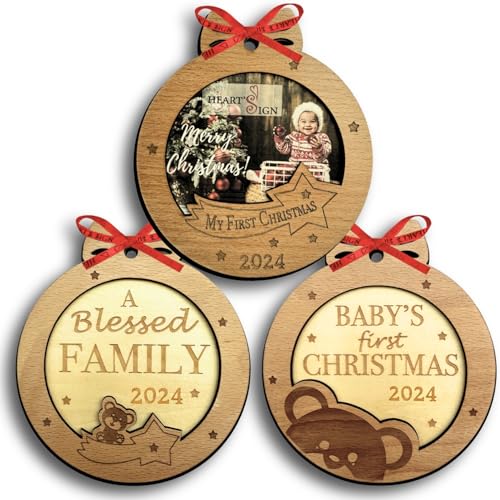 Heart's Sign Set Mit 3 Baby-Bilderrahmen für Erstes Weihnachten, Ornament 2024 | My First Christmas Ornament Mit Bilderrahmen | Baby 1. Weihnachten Heart's Sign Set Mit 3 Baby-Bilderrahmen für Erstes Weihnachten, Ornament 2024 | My First Christmas Ornament Mit Bilderrahmen | Baby 1. Weihnachten von Heart's Sign
