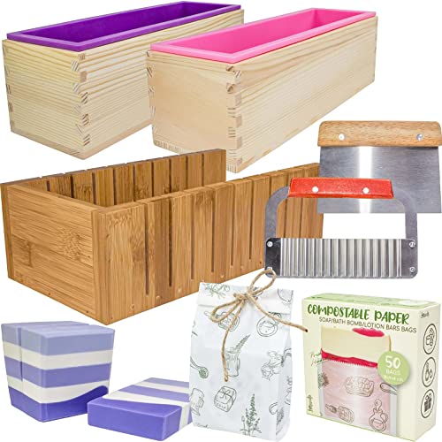 Seifenformen-Set mit Holzschneider, Seifenformen, Silikon, 1.3 l, Violett, zum Schmelzen und Ausgießen oder Kaltprozess, 50 Stück Seifenverpackung, Papiertüten, Edelstahlschneider, Hausfrau, Seife Seifenformen-Set mit Holzschneider, Seifenformen, Silikon, 1.3 l, Violett, zum Schmelzen und Ausgießen oder Kaltprozess, 50 Stück Seifenverpackung, Papiertüten, Edelstahlschneider, Hausfrau, Seife von Hepgodin