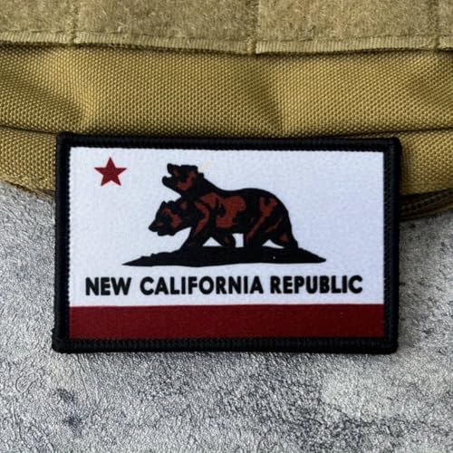 Klett Patch, "Flagge Der Republik Neu-Kalifornien" Interessante Bedruckte Aufnäher Für Dekorative DIY-Aufkleber Auf Militärrucksäcken, Mützen Und Fliegerjacken. Klett Patch, "Flagge Der Republik Neu-Kalifornien" Interessante Bedruckte Aufnäher Für Dekorative DIY-Aufkleber Auf Militärrucksäcken, Mützen Und Fliegerjacken. von Herfair