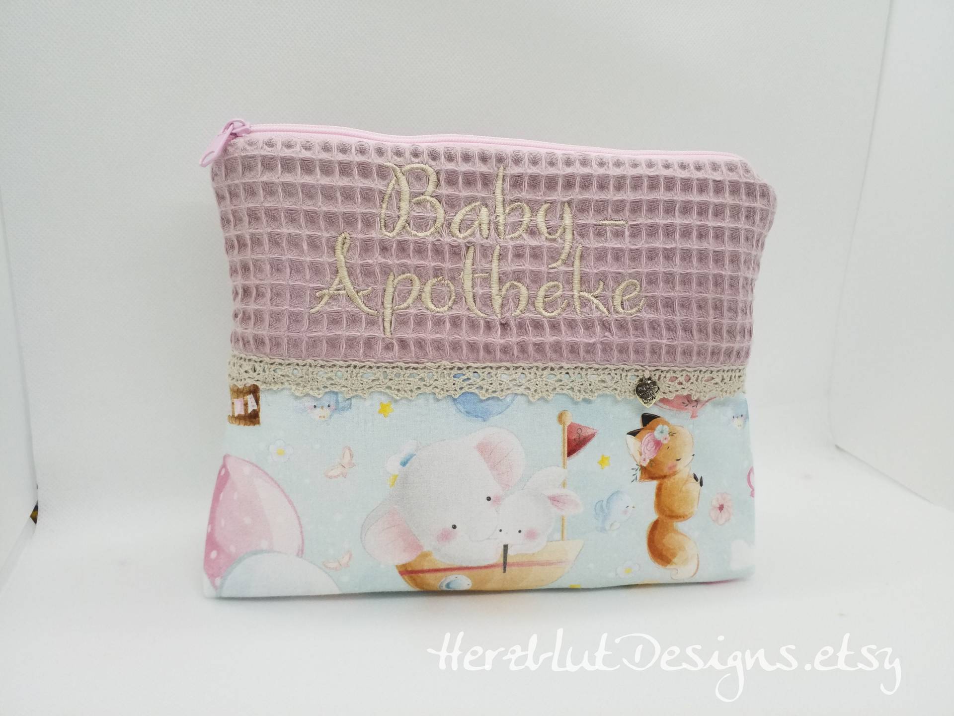 Baby Apotheke Gr.l, Windelkram, Utensilo, Orgenizer Baby Apotheke Gr.l, Windelkram, Utensilo, Orgenizer von HerzblutDesigns