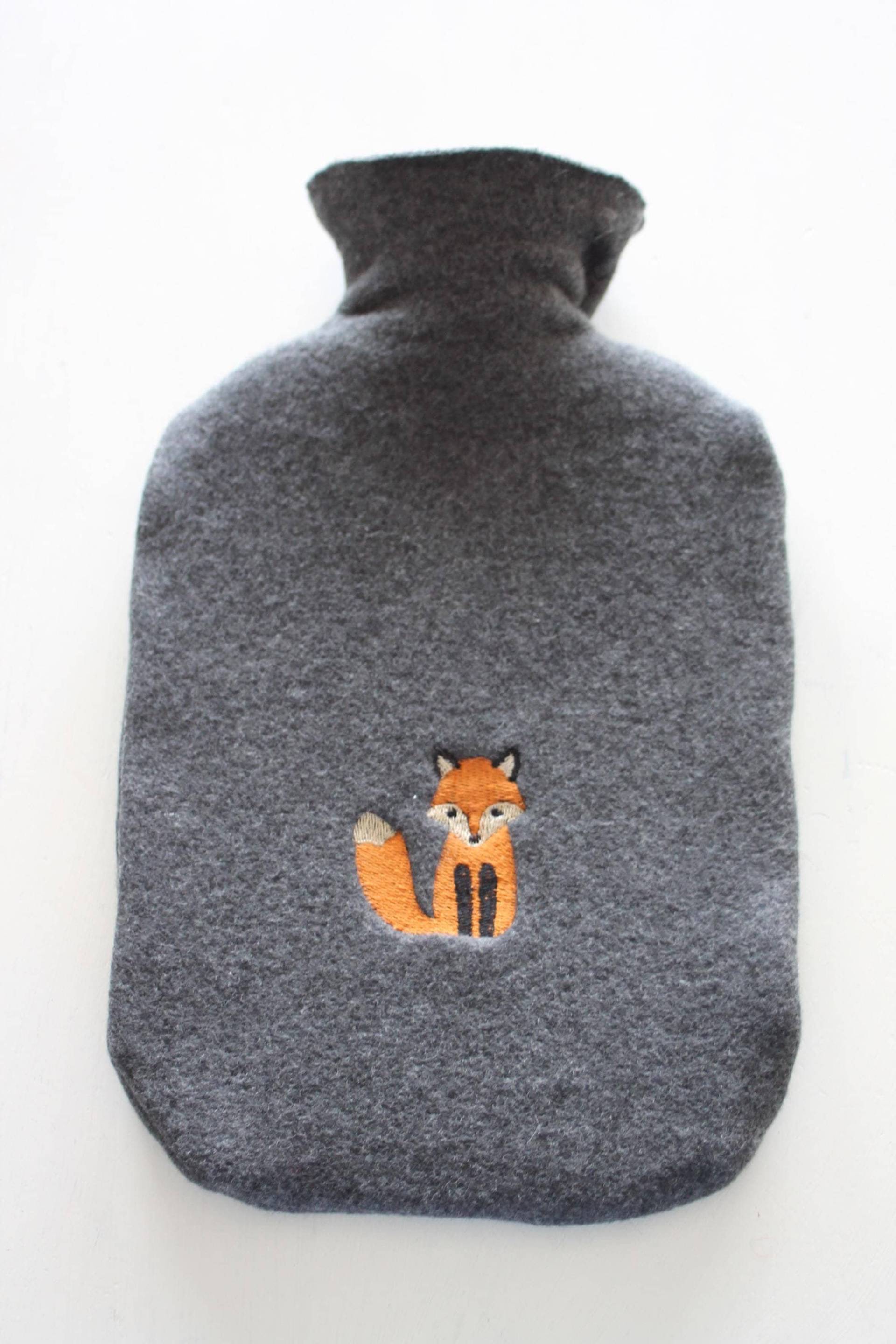 Wärmflasche Baumwollfleece Grau Mit Stickerei Fuchs Wärmflasche Baumwollfleece Grau Mit Stickerei Fuchs von HerzensKleiderStoffe