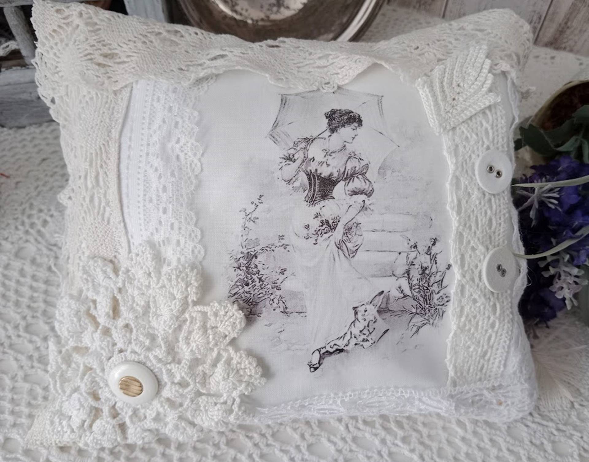 Lavendelkissen Shabby Chic Vintage Living Geschenke Idee Lavendelkissen Shabby Chic Vintage Living Geschenke Idee von Herzmensch01