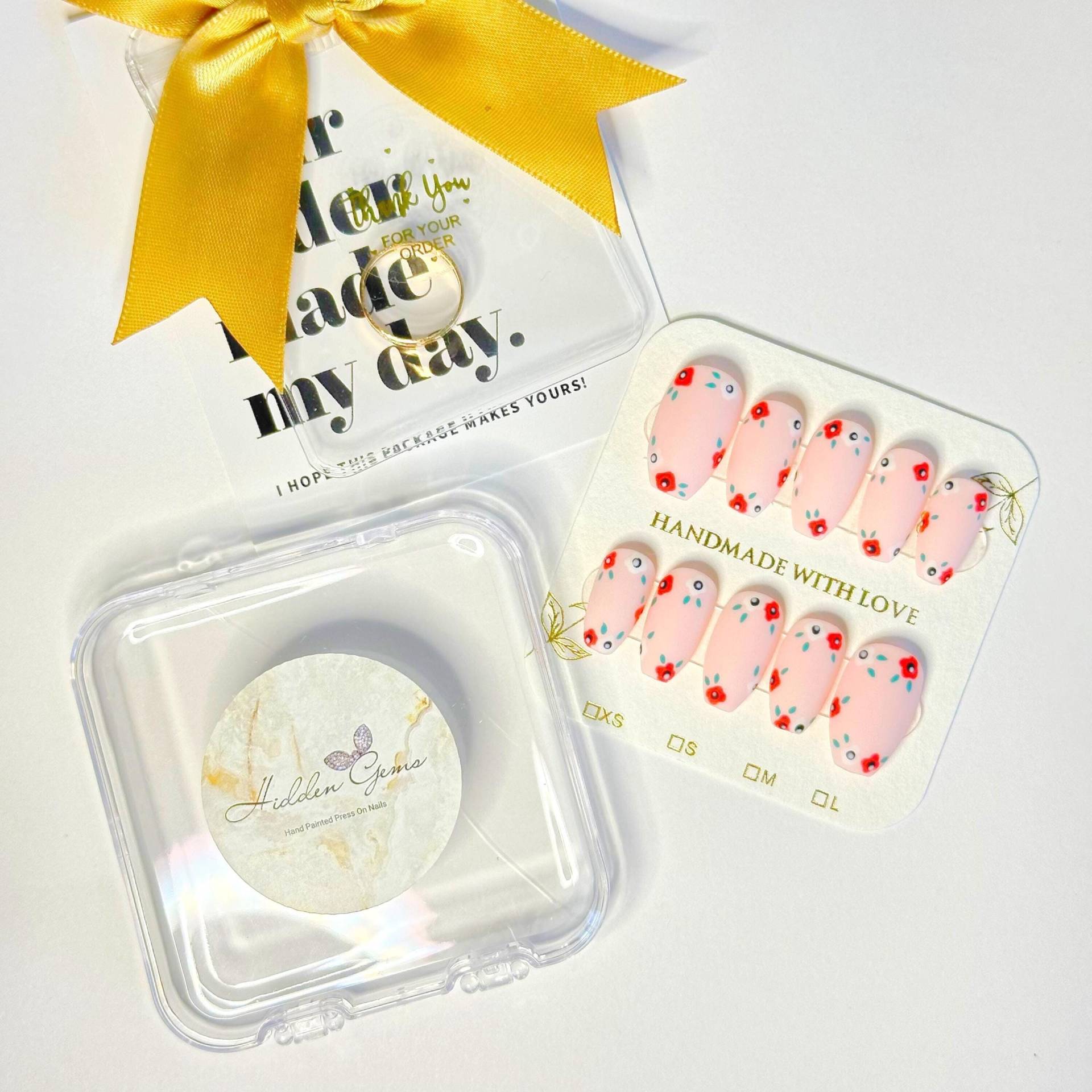 Matte Einfache Weiße Und Rote Rosen Drücken Sie Auf Die Nägel | Falsche Luxus Nagelkunst Wiederverwendbare Trending Bestseller Matte Einfache Weiße Und Rote Rosen Drücken Sie Auf Die Nägel | Falsche Luxus Nagelkunst Wiederverwendbare Trending Bestseller von HiddenGemsNailShop