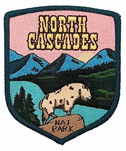 Hike & Draw North Cascades National Park Aufnäher zum Aufbügeln, Pink Hellgrün, 8,9 cm H x 7,9 cm B von Hike and Draw