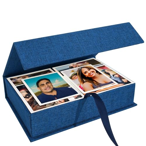 Hiwhy Foto Aufbewahrungsbox 20x25 cm, Leinen Fotobox, Erinnerungsbox zur Aufbewahrung von Fotos, Bildern, Urkunden, Scrapbooking Zubehör, Andenken und Schmuck Blau Hiwhy Foto Aufbewahrungsbox 20x25 cm, Leinen Fotobox, Erinnerungsbox zur Aufbewahrung von Fotos, Bildern, Urkunden, Scrapbooking Zubehör, Andenken und Schmuck Blau von Hiwhy