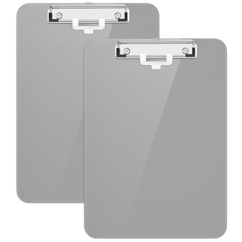 Hnogri Kunststoff-Klemmbrett 2er-Set, Standard A4 Letter Size Klemmbretter für Studenten, Büro und Frauen, Zwischenablage mit Stifthalter und Low Profile Clip, Größe 12,5 x 9 Zoll, (Grau) von Hnogri