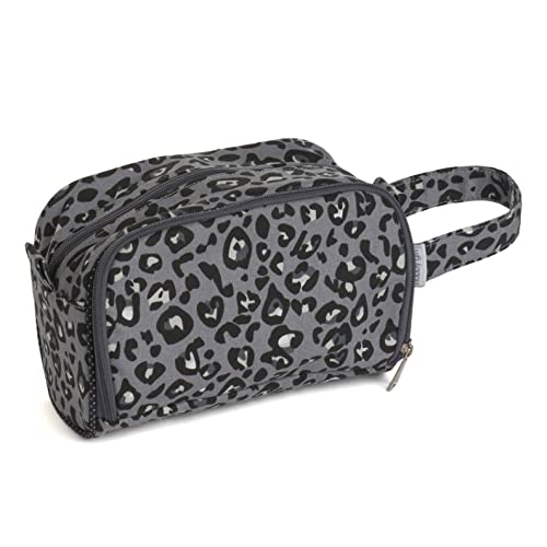 Hobby Gift Exklusive Häkelnadeltasche mit Seitentasche, 12 x 22 x 13 cm, grauer Leopard Hobby Gift Exklusive Häkelnadeltasche mit Seitentasche, 12 x 22 x 13 cm, grauer Leopard von Hobby Gift
