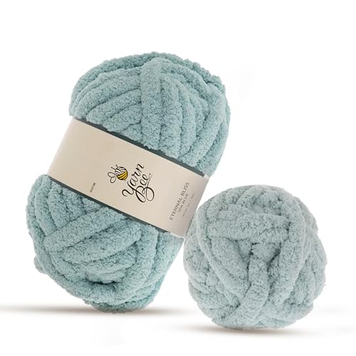 Yarn Bee Jumbo-Garn zum Häkeln und Stricken, weicher Garnknäuel, 28 Meter aus 100 % Polyestergarn zum Häkeln von Decken, Hüten und mehr, DIY-Zubehör Yarn Bee Jumbo-Garn zum Häkeln und Stricken, weicher Garnknäuel, 28 Meter aus 100 % Polyestergarn zum Häkeln von Decken, Hüten und mehr, DIY-Zubehör von Hobby Lobby
