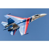 Su-27 Flanker B - Russian Knights Aerobatic Team von HobbyBoss