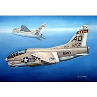 TA-7C CORSAIR II von HobbyBoss