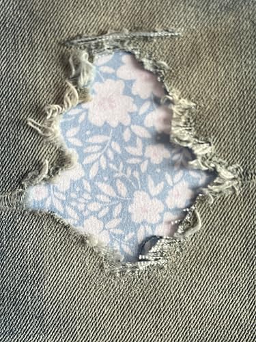 Ditsy Stretch-Jeans-Patches mit Blumenmuster, super stark, zum Aufbügeln, verschiedene Größen, Hellblau mit Rosa, 7,6 x 12,7 cm, 2 Stück Ditsy Stretch-Jeans-Patches mit Blumenmuster, super stark, zum Aufbügeln, verschiedene Größen, Hellblau mit Rosa, 7,6 x 12,7 cm, 2 Stück von HoleyPatches