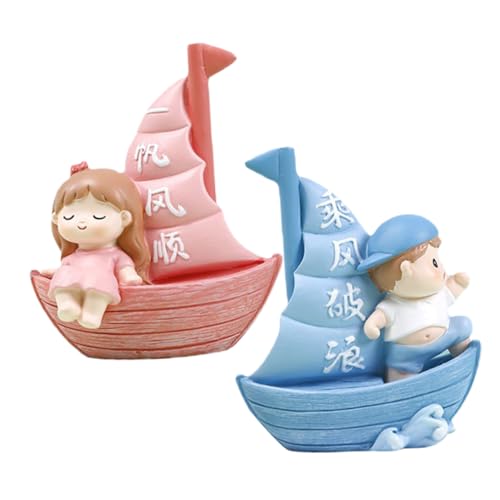 2 Stück Segelboot Figuren Dekoration mit Jungen und Resin Tortendeko für Kindergeburtstag Hochzeit und Partys Kreative Kuchenaufsätze für Romantische Feiern von Holibanna