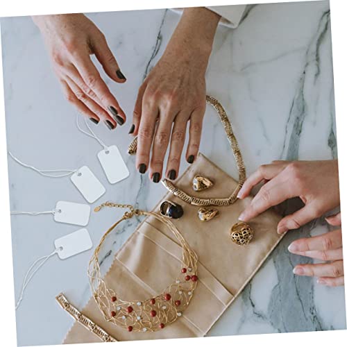 Holibanna 200 Stück Weiße Schmuckanhänger Preisschilder aus Papier mit Elastischer Schnur Beschreibbar Praktische Etiketten für Schmuck Kleidung Supermarkt Vielseitig Verwendbar Holibanna 200 Stück Weiße Schmuckanhänger Preisschilder aus Papier mit Elastischer Schnur Beschreibbar Praktische Etiketten für Schmuck Kleidung Supermarkt Vielseitig Verwendbar von Holibanna
