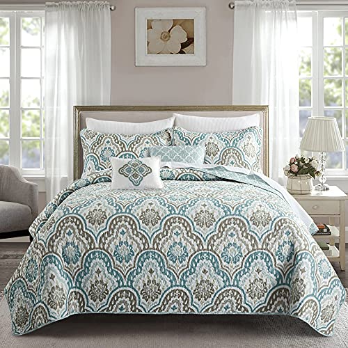 Serenta Tivoli Ikat Design, 5-teilig, Aquamarin, bedruckt, vorgewaschen, gesteppt, Tagesdecke für den Sommer, mit Baumwoll-Polyesterfüllung, Stickkissen, Queen Mittelmeer King Aquamarin Serenta Tivoli Ikat Design, 5-teilig, Aquamarin, bedruckt, vorgewaschen, gesteppt, Tagesdecke für den Sommer, mit Baumwoll-Polyesterfüllung, Stickkissen, Queen Mittelmeer King Aquamarin von Home Soft Things