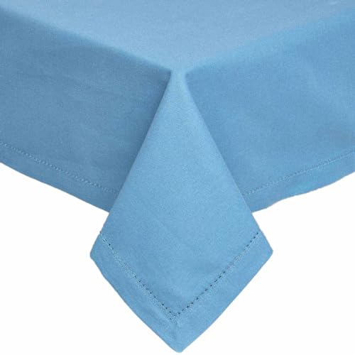 Homescapes Blaue Tischdecke, 137 x 228 cm aus 100% Baumwolle, eckiges Tischtuch für Küche und Esszimmer, waschbar und pflegeleicht, himmelblau von Homescapes