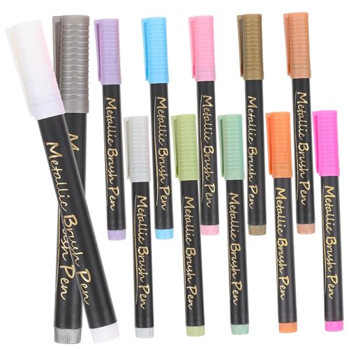 Homoyoyo 12 Stück Teiliges Farbige Metallic Marker mit Weicher Spitze Wasserbasierte Lackstifte für Unterschriften Kalligraphie Kunst und Bastelarbeiten für Erwachsene Schüler und Kreative Homoyoyo 12 Stück Teiliges Farbige Metallic Marker mit Weicher Spitze Wasserbasierte Lackstifte für Unterschriften Kalligraphie Kunst und Bastelarbeiten für Erwachsene Schüler und Kreative von Homoyoyo