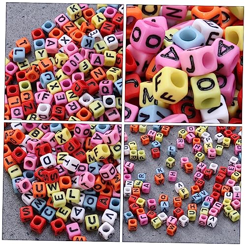 Homoyoyo 600 Stück Buchstabenperlen Quadratische Schmuckperlen mit Großem Bunte Basis Schwarze Buchstaben für Armbänder Schlüsselanhänger und DIY Bastelprojekte von Homoyoyo