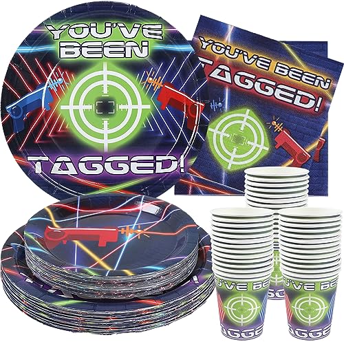 Geburtstagsparty-Zubehör mit Laser-Tag-Motiv, für Speiseteller, Dessertteller, Tassen, Servietten. Laser-Tag-Dekorationen für Kinder, Jungen, Mädchen und mehr. von Hudson Party Supplies