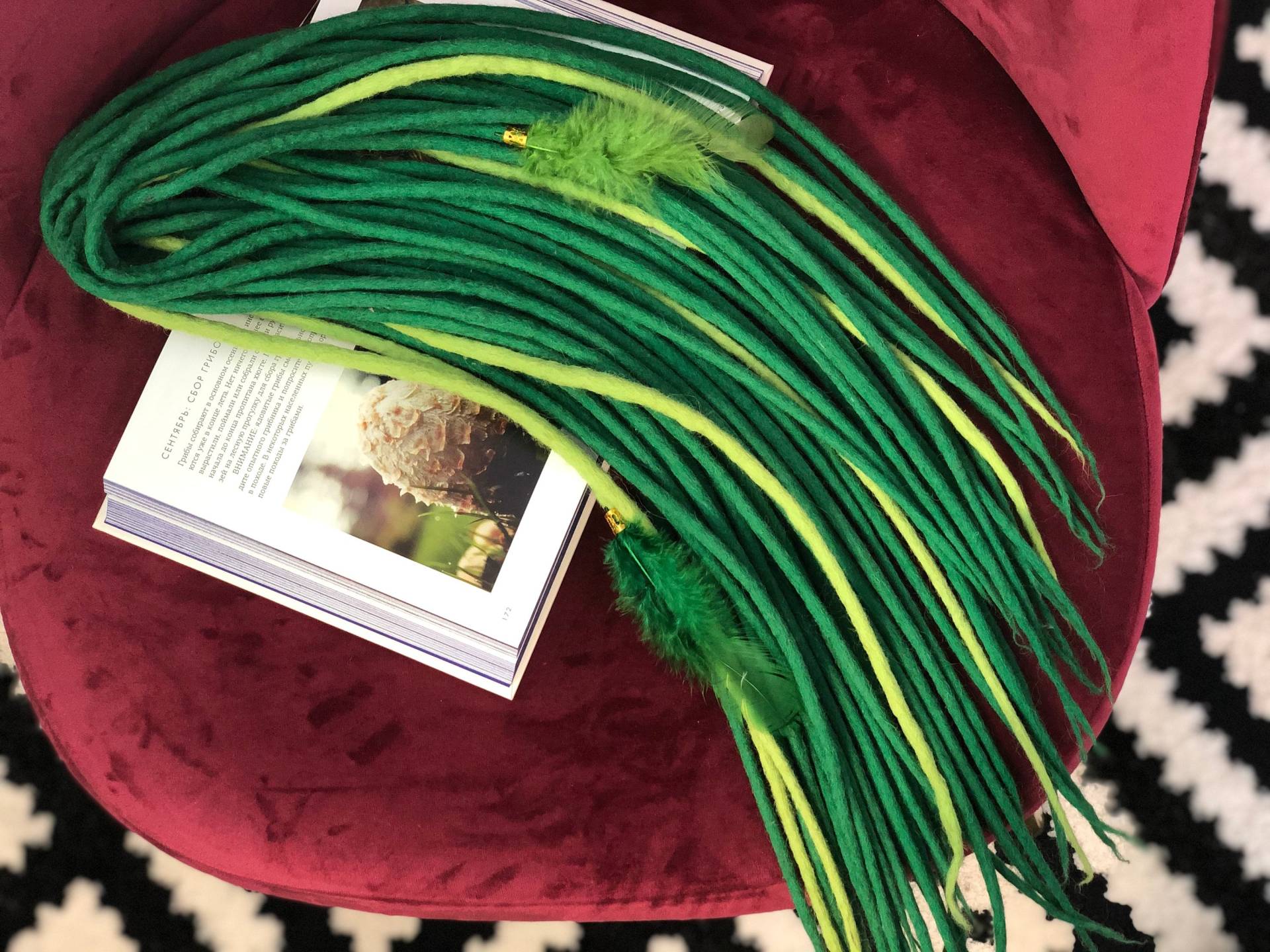 Wolle Fürchtet "Summer Grass" Salat Grün Double Ended Oder Single Soft Fake Merino Dreadlocks Set Geschenk Weihnachten Wolle Fürchtet "Summer Grass" Salat Grün Double Ended Oder Single Soft Fake Merino Dreadlocks Set Geschenk Weihnachten von HyggeDreads