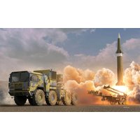 M1001 w/M790 Erector Lanucher Trailer M1001 w/M790 Erector Lanucher Trailer von I LOVE KIT