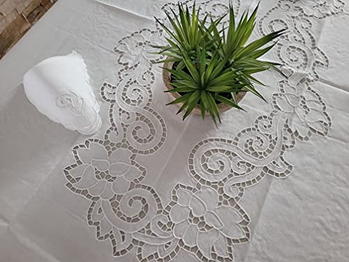 Tischdecke x12 aus reinem Leinen mit Stickerei und Stickerei. Tischdecke x12 aus reinem Leinen mit Stickerei und Stickerei. von I MAESTRI DEL RICAMO