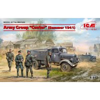 Army Group Center (Summer 1941) (Kfz1, Typ L3000S, German Infantry (4 figures) - German Drivers) von ICM