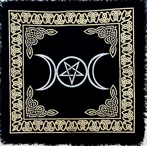 Altartuch, Dreifach-Mondgöttin, silberfarbene Hexerei, Tarotaufstrich, 61 x 61 cm, Tischdecke, Alter Wicca, quadratisch, spirituell, heiliges Tuch, spezielle Dreifachgöttin, Mond, Pentagramm Altartuch, Dreifach-Mondgöttin, silberfarbene Hexerei, Tarotaufstrich, 61 x 61 cm, Tischdecke, Alter Wicca, quadratisch, spirituell, heiliges Tuch, spezielle Dreifachgöttin, Mond, Pentagramm von INDIAN CRAFT CASTLE
