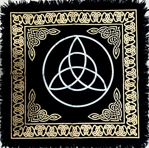 Altartuch Hexerei Alter Tarot Spread Top Tuch Wicca Square Spirituell Heiliges Tuch 3 Seiten Schwarz Gold Baumwolle Spirituelle Tischdecke (Triquetra Gold Silber) von INDIAN CRAFT CASTLE