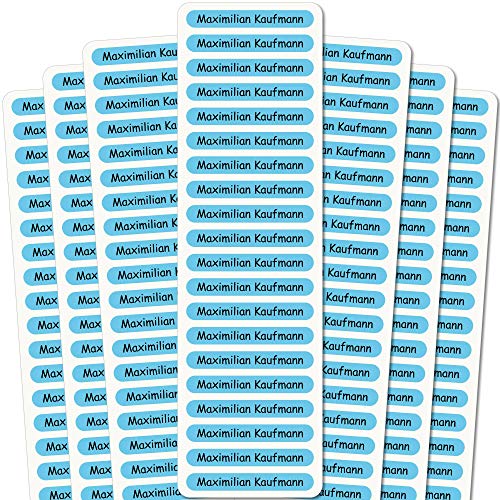 INDIGOS UG® Namensaufkleber Sticker - 51x7 mm - 140 Stück für Kinder, Schule und Kindergarten - Stifte, Federmappe, Lineale - hellblauer Hintergrund - individueller Aufdruck von INDIGOS UG
